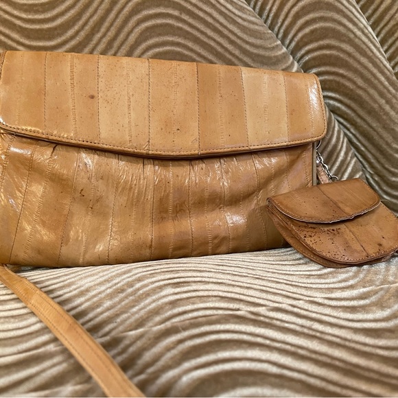 Vintage Eel Leather Crossbody Bag and Matching Eel Change Wallet Clutch - Picture 13 of 13